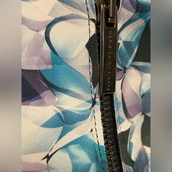 ✨ Maison Marie Saint Pierre Scuba Dress – Size 2 | Sleek & Structured ✨ - Picture 6 of 15